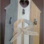 KEY HOLDER (HOME - METAL HOOK MOUNT)